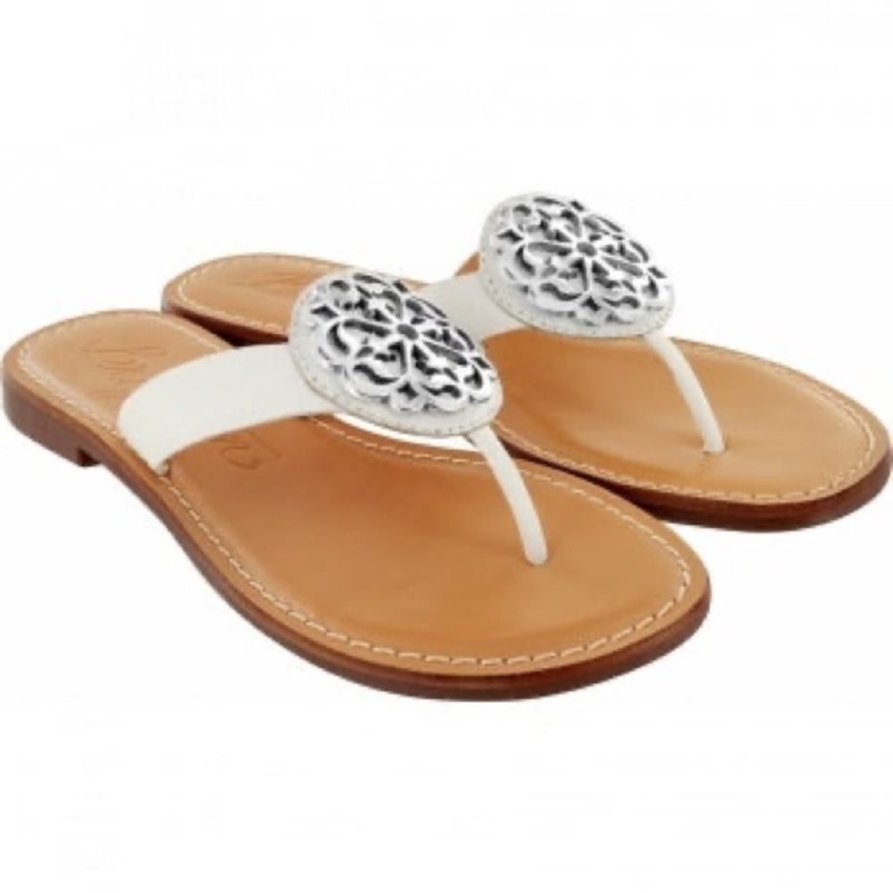 Brighton Ferrara ALICE Sandals Size 9 White w/ Silver Medallion. New in Box